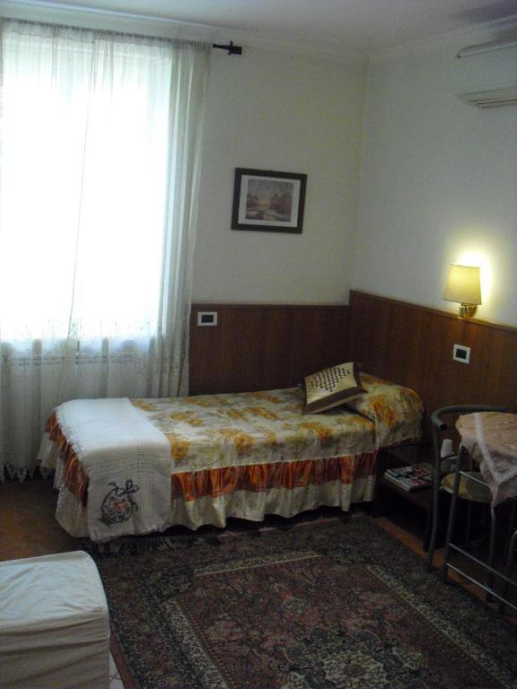 Asian Rest House Hotel